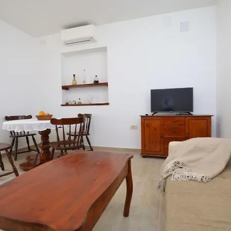 Holiday home House Slamnjaki *