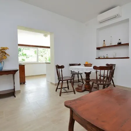 Holiday home House Slamnjaki