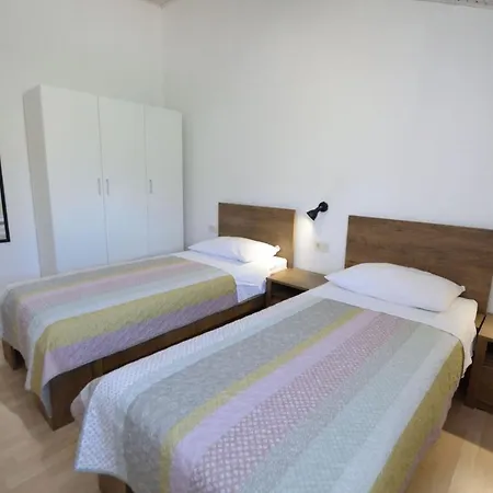 Holiday home House Slamnjaki *